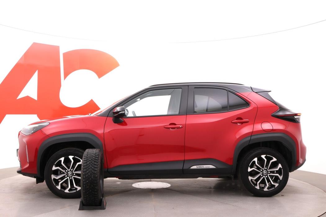 TOYOTA Yaris Cross 2023