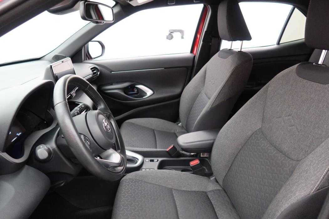 TOYOTA Yaris Cross 2023