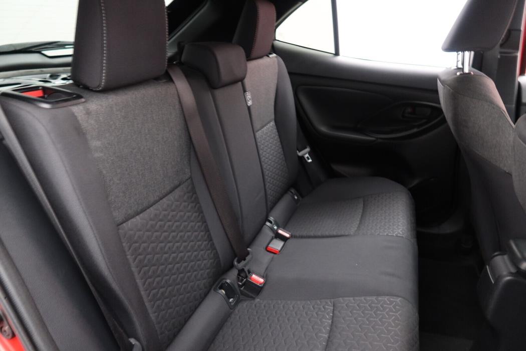 TOYOTA Yaris Cross 2023