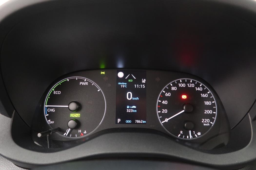 TOYOTA Yaris 2023