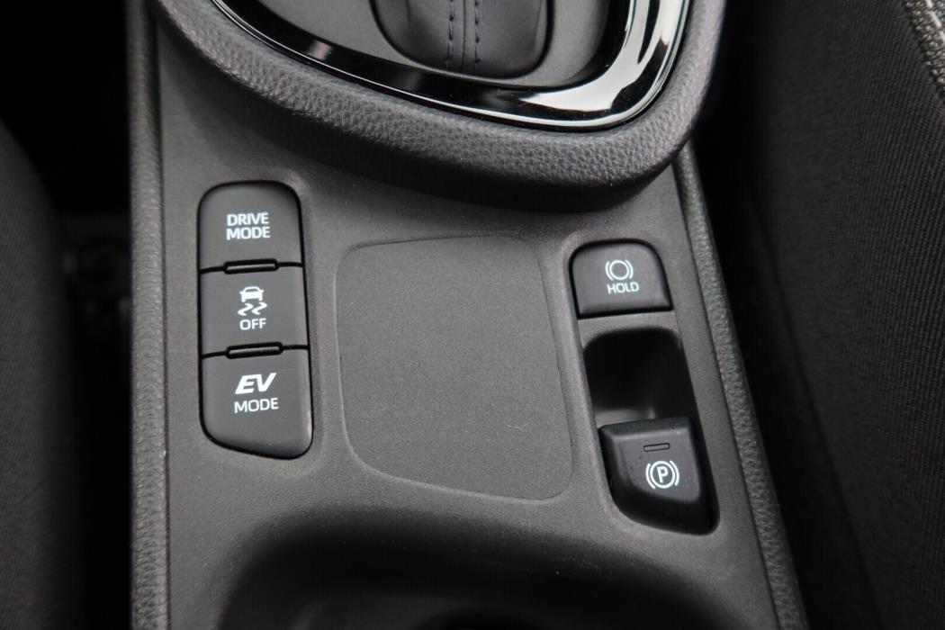TOYOTA Yaris Cross 2024