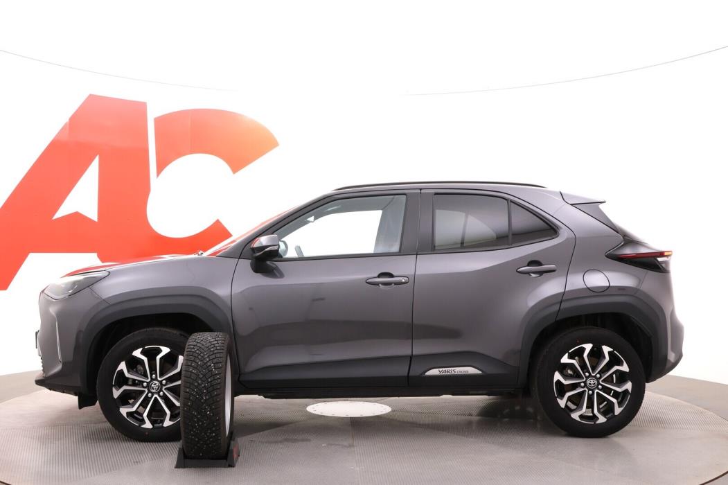 TOYOTA Yaris Cross 2024