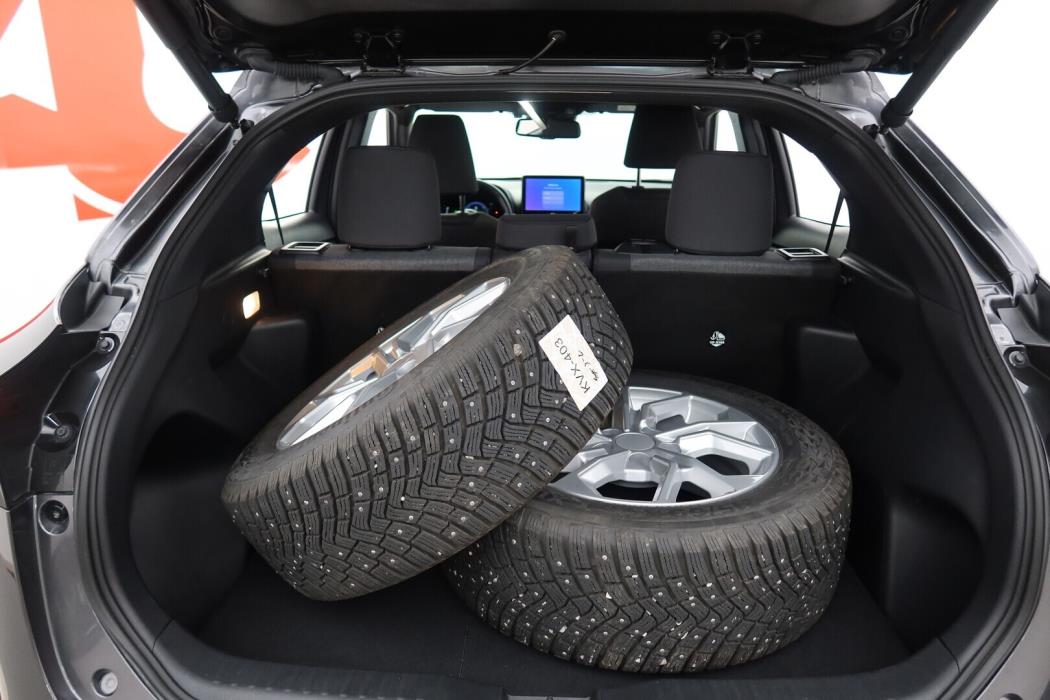 TOYOTA Yaris Cross 2024