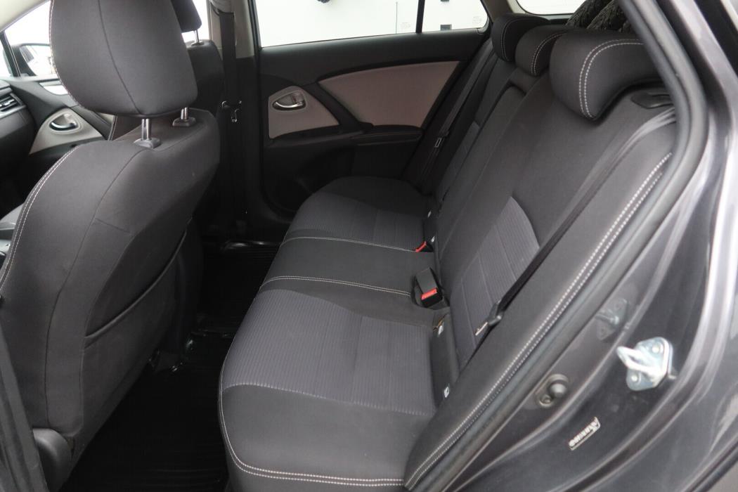 TOYOTA Avensis 2017