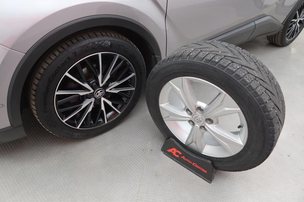 TOYOTA C-HR 2018