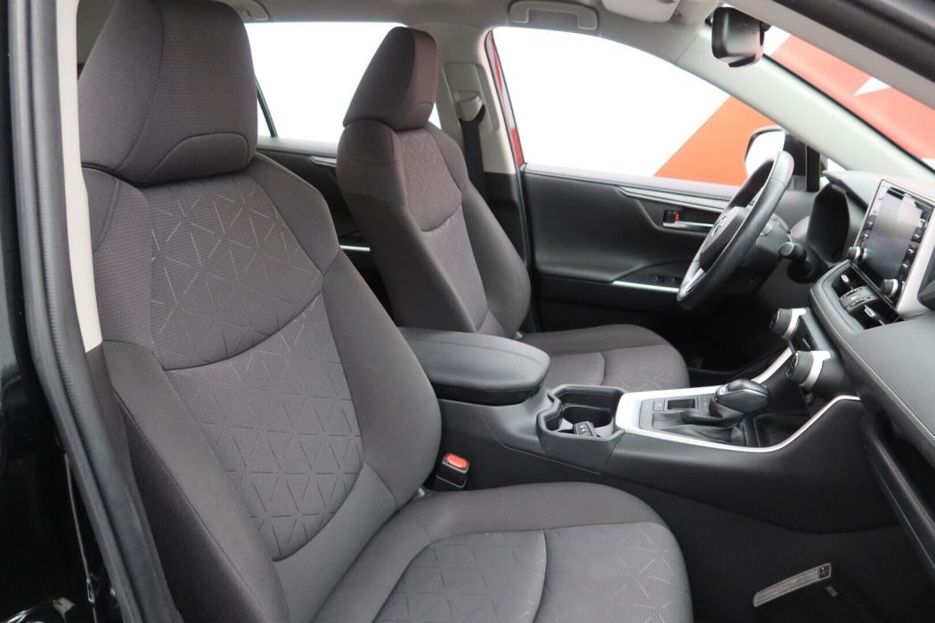 TOYOTA RAV4 2021