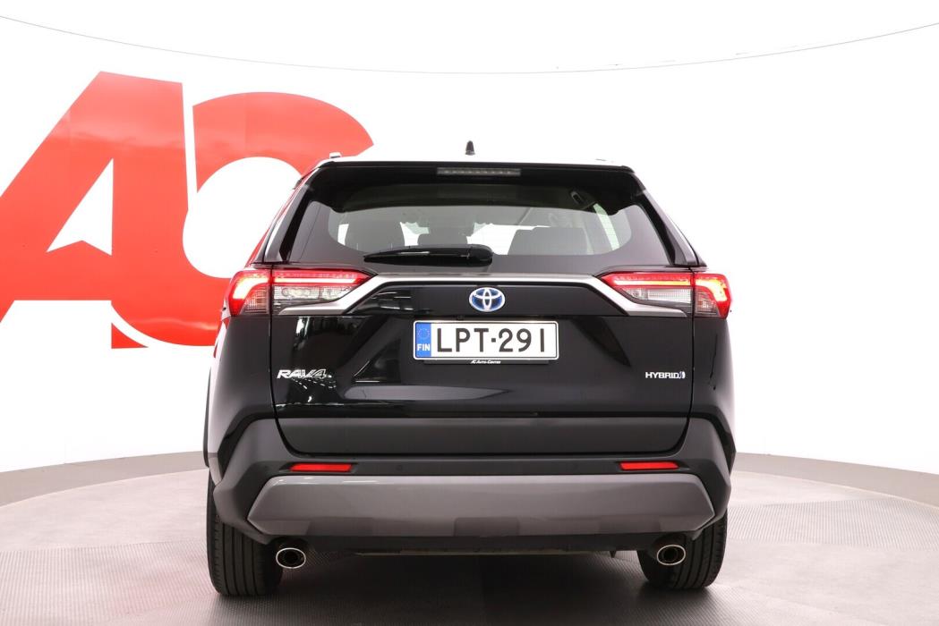 TOYOTA RAV4 2021