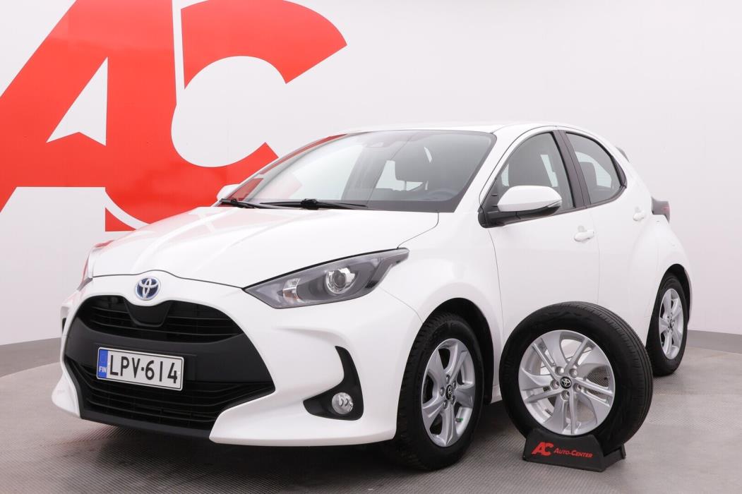 TOYOTA Yaris 2021