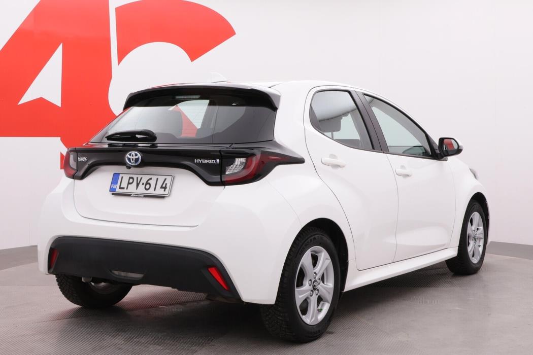 TOYOTA Yaris 2021