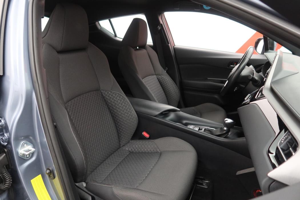 TOYOTA C-HR 2022