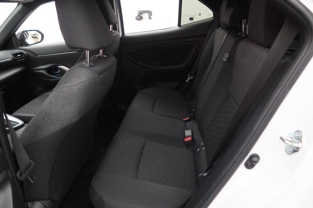 TOYOTA Yaris Cross 2023