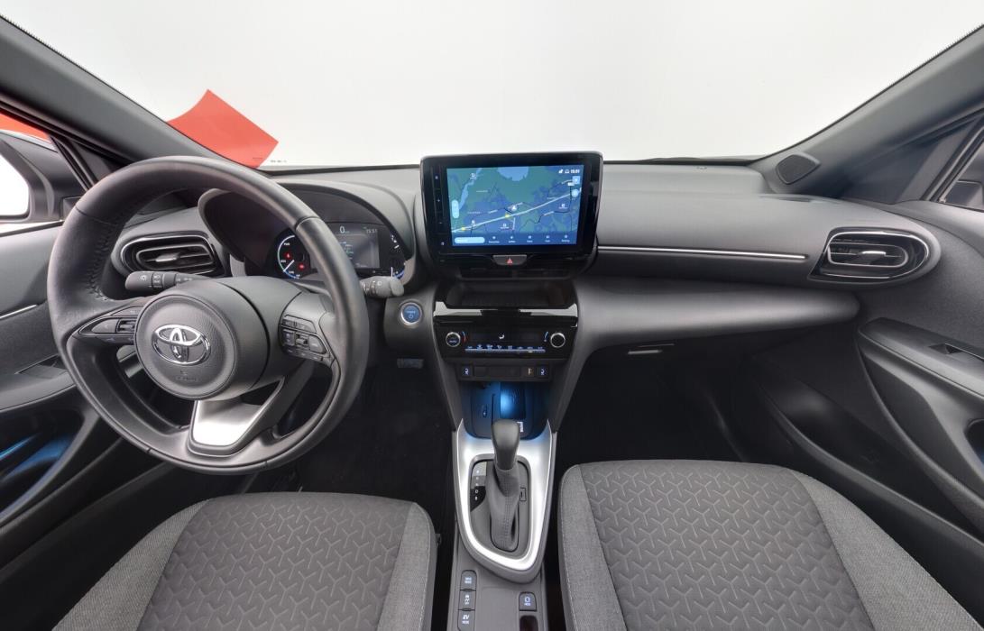 TOYOTA Yaris Cross 2023