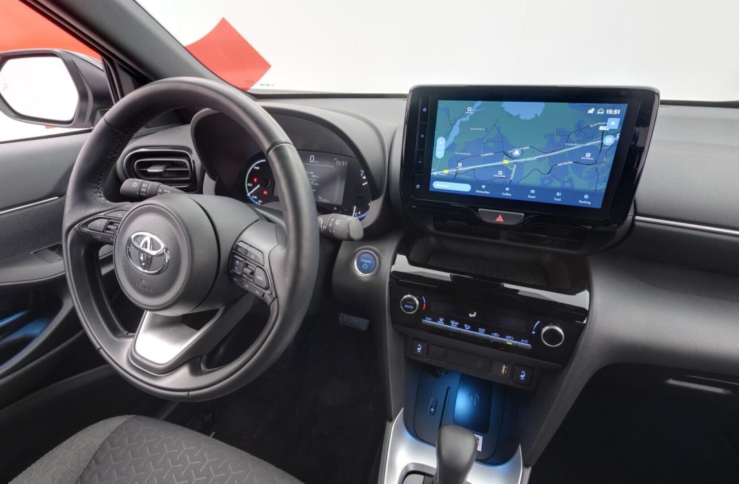 TOYOTA Yaris Cross 2023