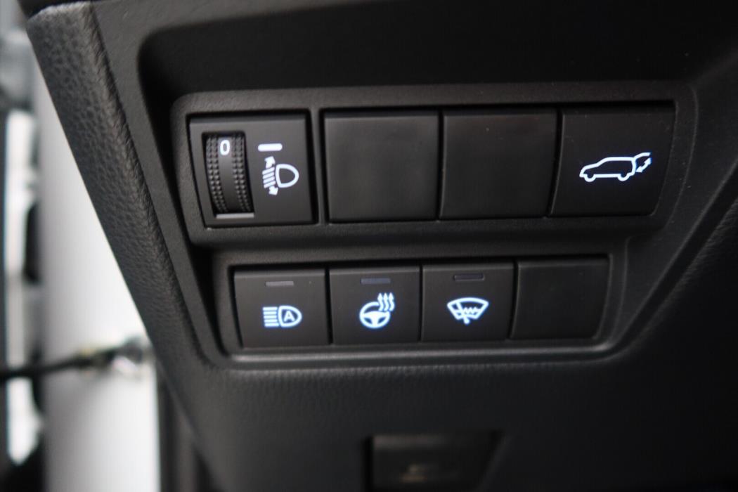 TOYOTA Yaris Cross 2023