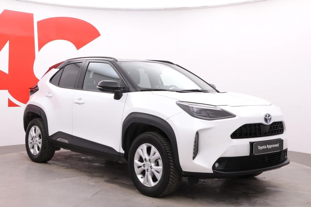 TOYOTA Yaris Cross 2023