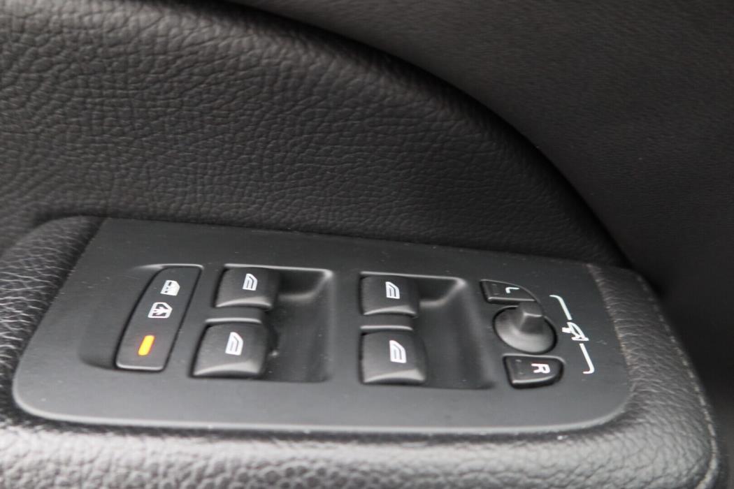 VOLVO V60 2020