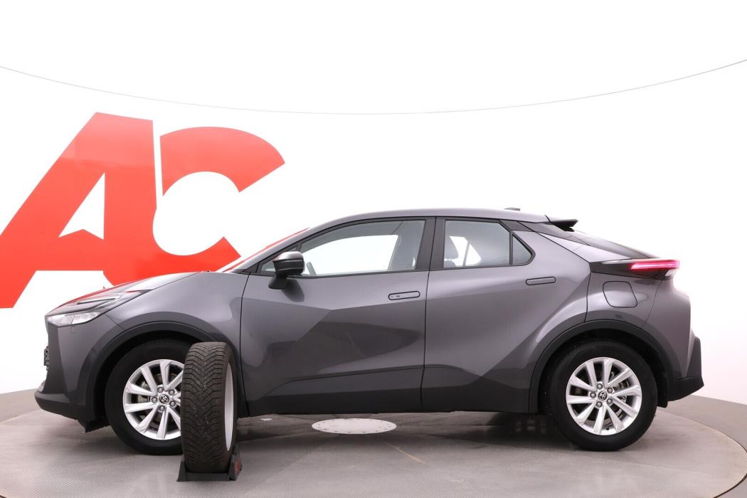 TOYOTA C-HR 2025
