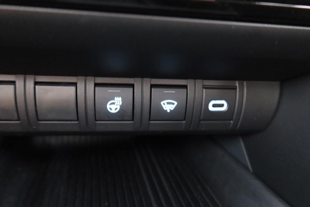 TOYOTA C-HR 2025