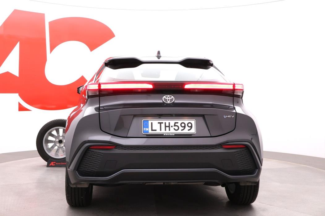 TOYOTA C-HR 2025