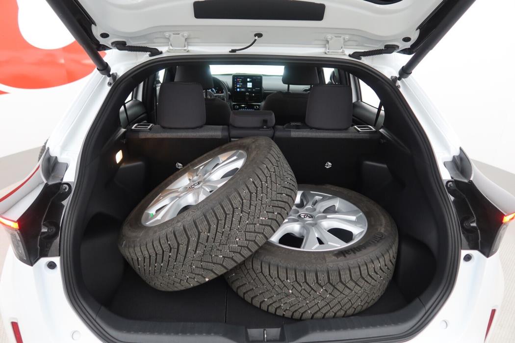 TOYOTA Yaris Cross 2025