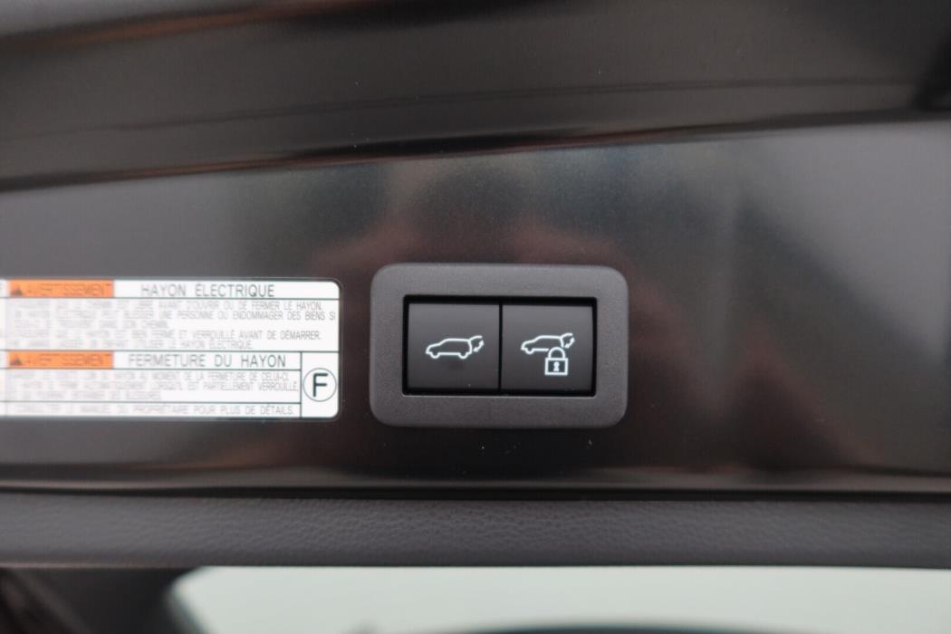 TOYOTA Corolla Cross 2026