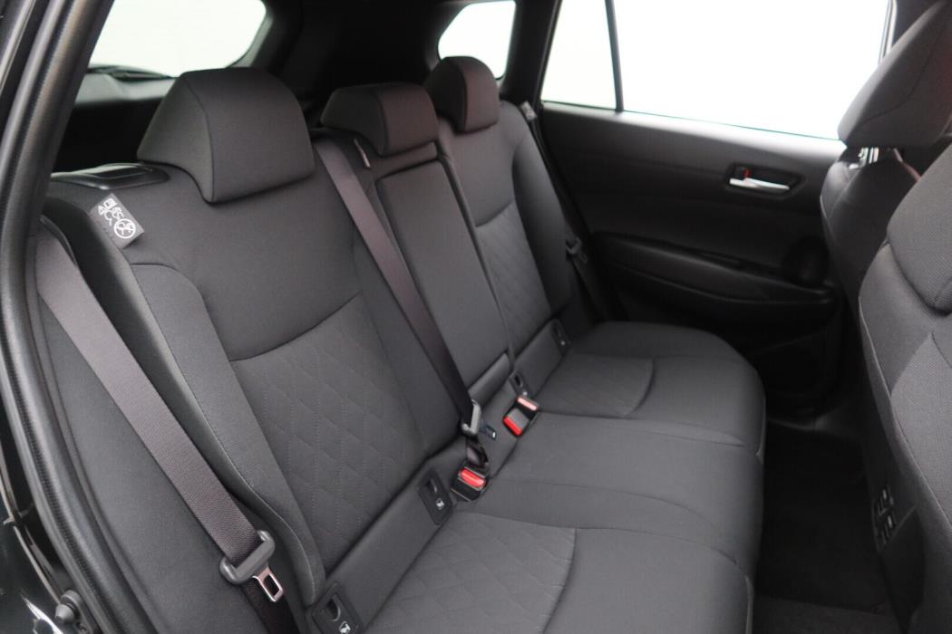 TOYOTA Corolla Cross 2026