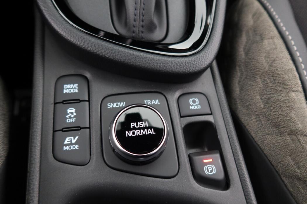 TOYOTA Yaris Cross 2026