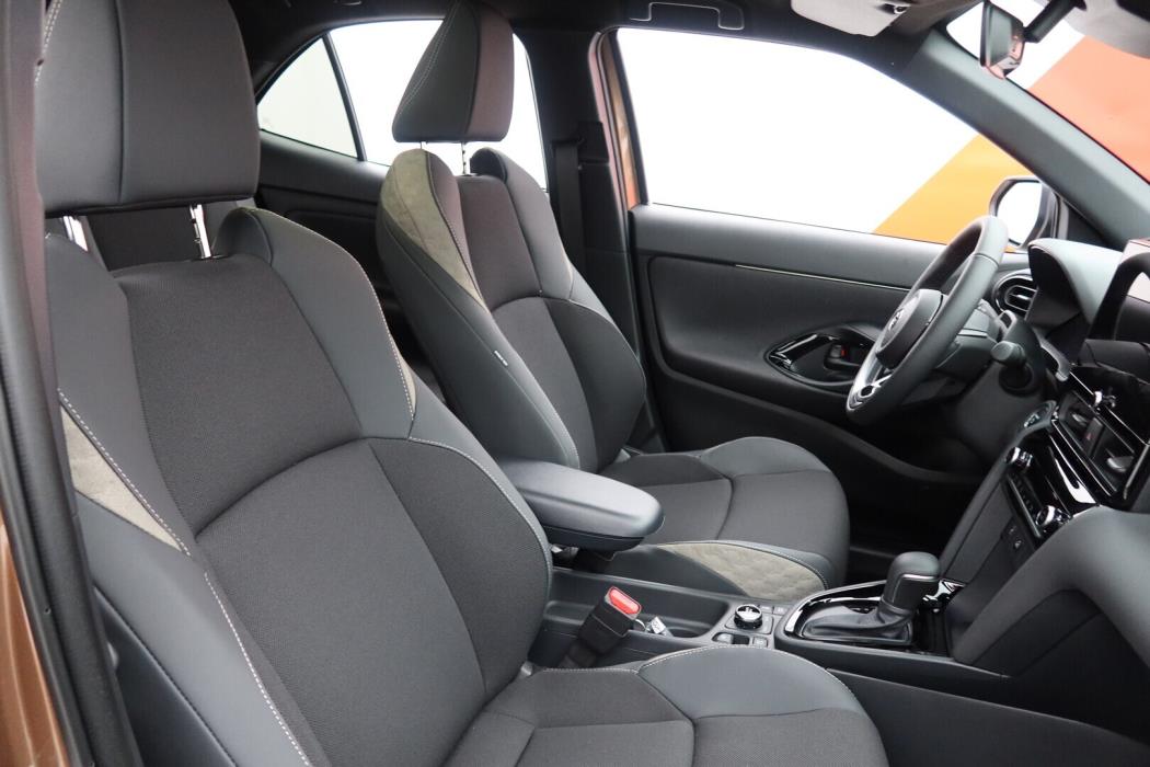 TOYOTA Yaris Cross 2026