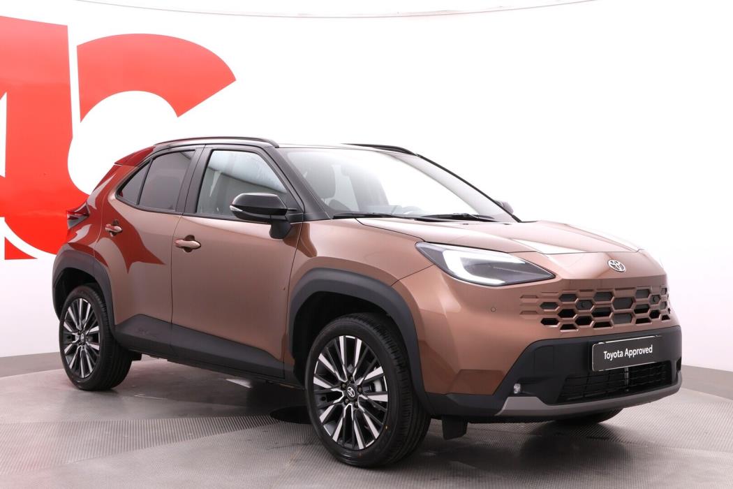 TOYOTA Yaris Cross 2026
