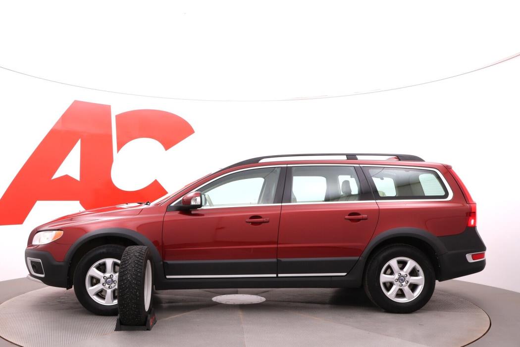 VOLVO XC70 2012