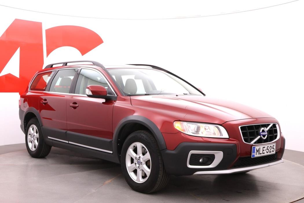 VOLVO XC70 2012