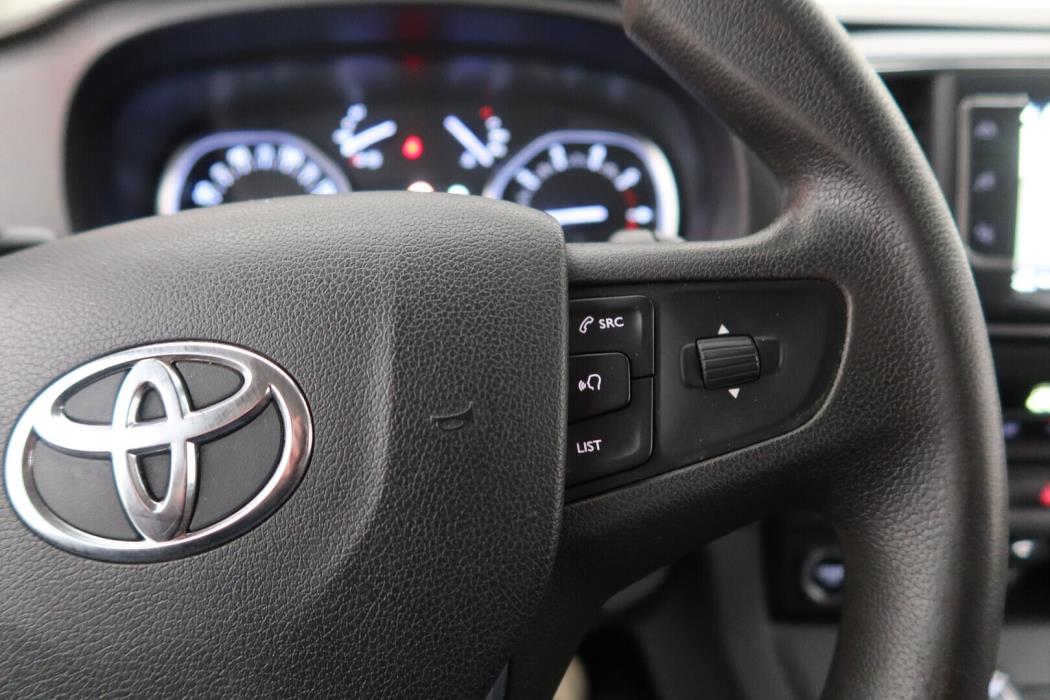 TOYOTA Proace 2018