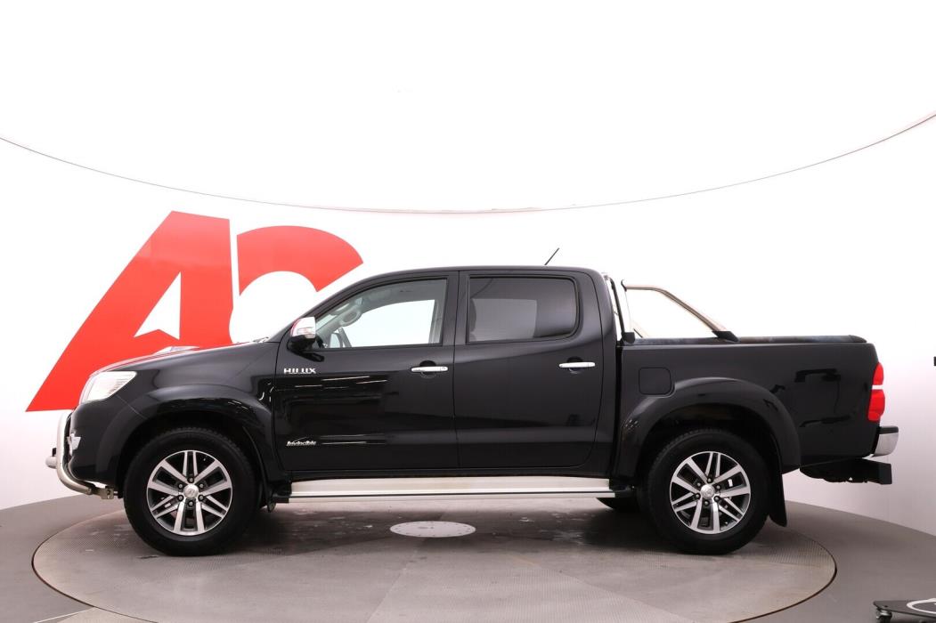 TOYOTA Hilux 2015
