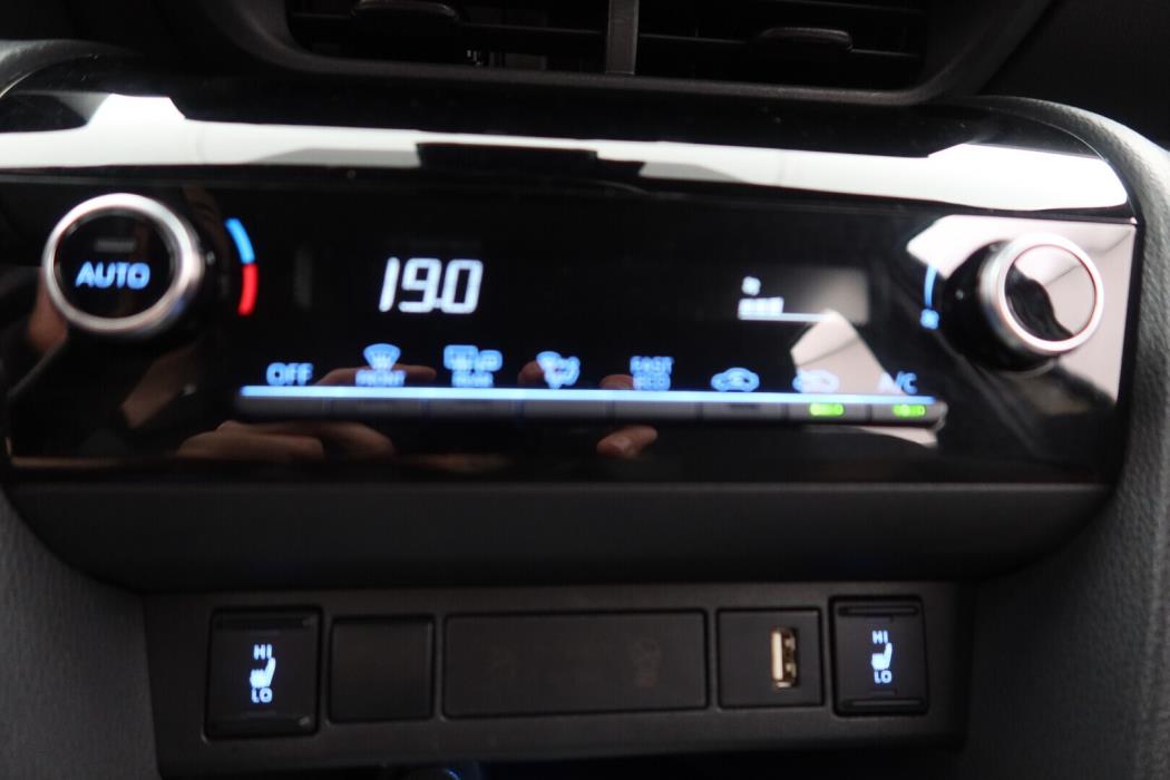 TOYOTA Yaris Cross 2022