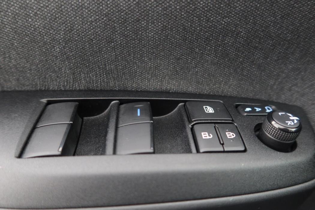 TOYOTA Yaris Cross 2022