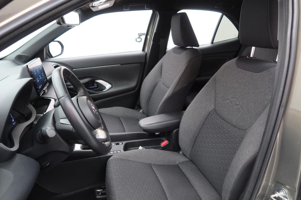 TOYOTA Yaris Cross 2022