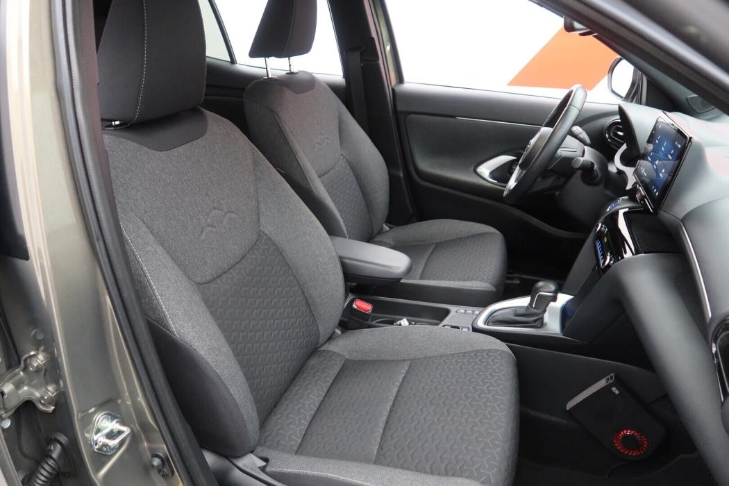 TOYOTA Yaris Cross 2022