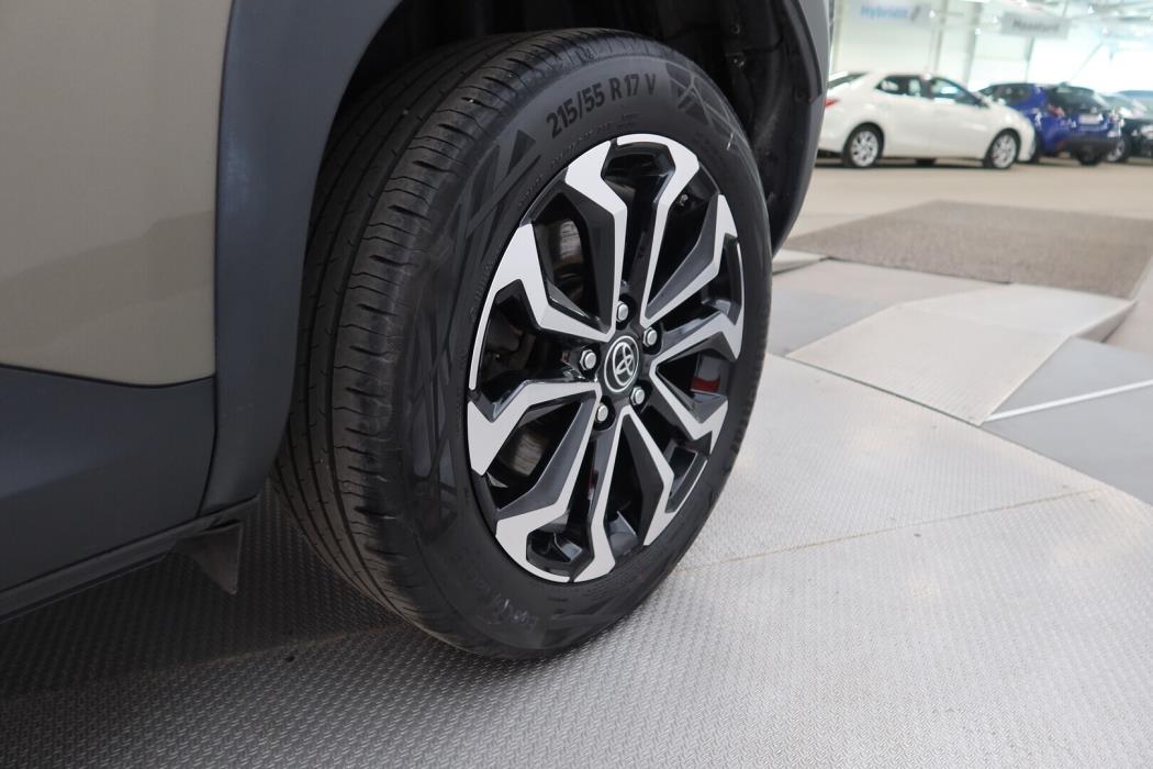TOYOTA Yaris Cross 2022