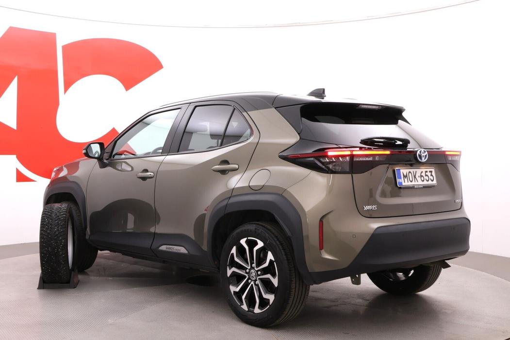 TOYOTA Yaris Cross 2022
