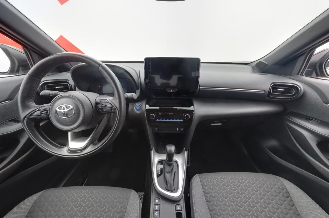 TOYOTA Yaris Cross 2022