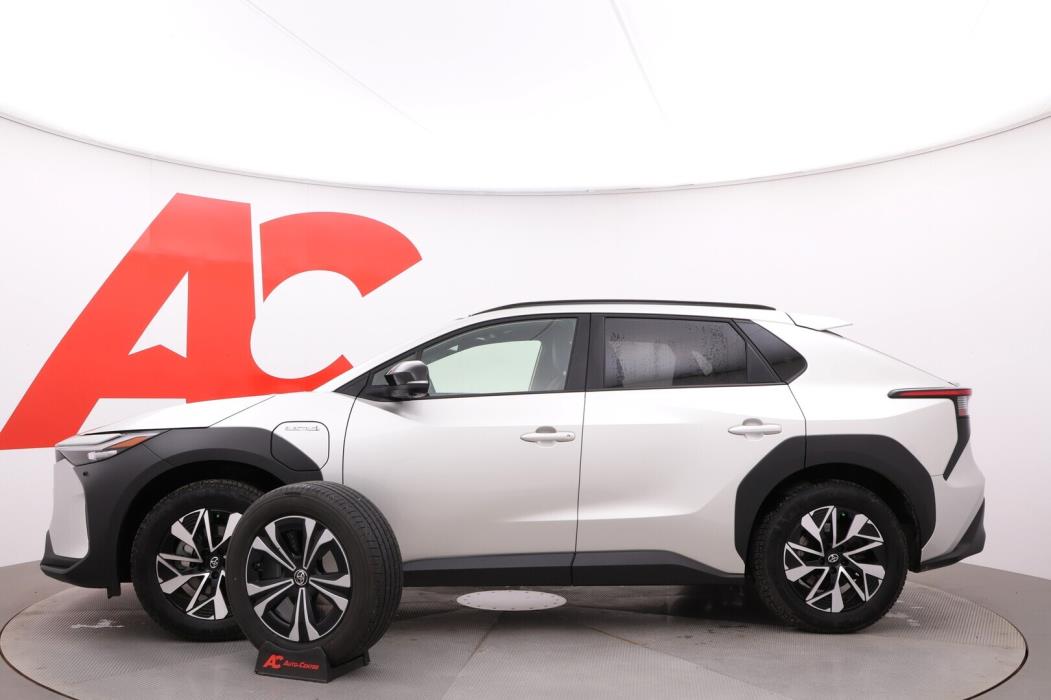 TOYOTA bZ4X 2022