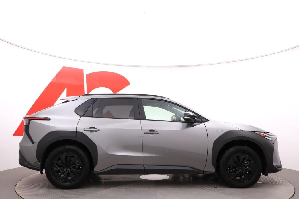 TOYOTA bZ4X 2022