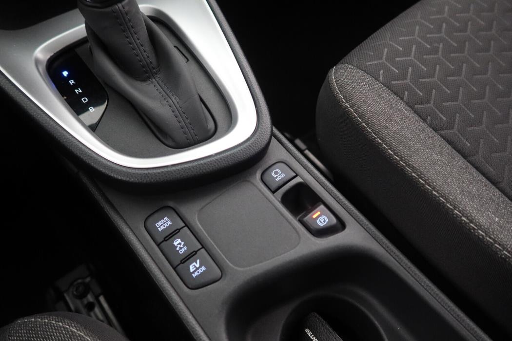 TOYOTA Yaris Cross 2023