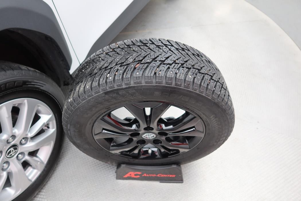 TOYOTA Yaris Cross 2023