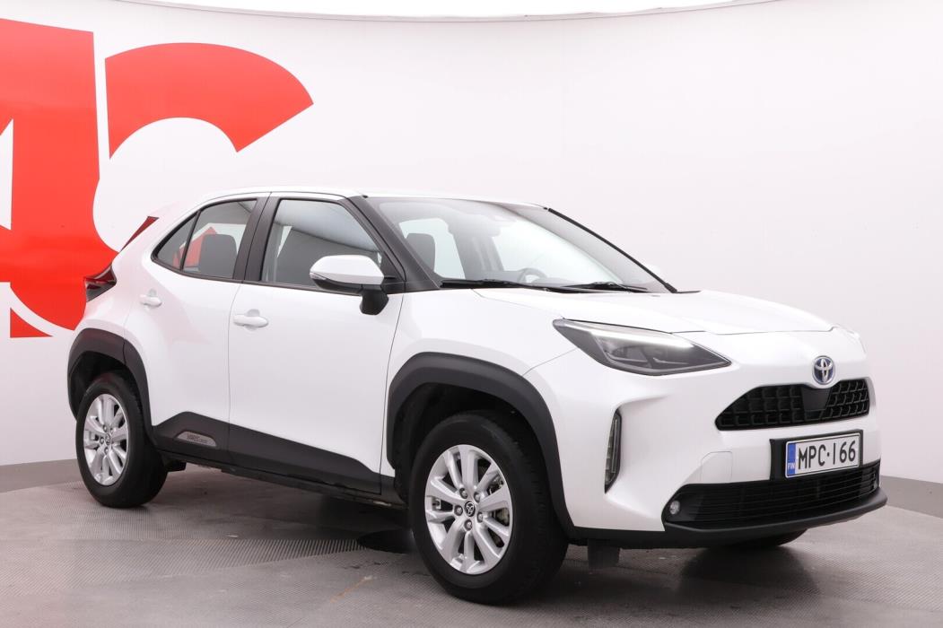 TOYOTA Yaris Cross 2023