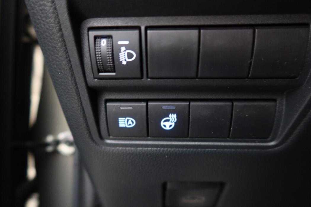 TOYOTA Yaris 2024