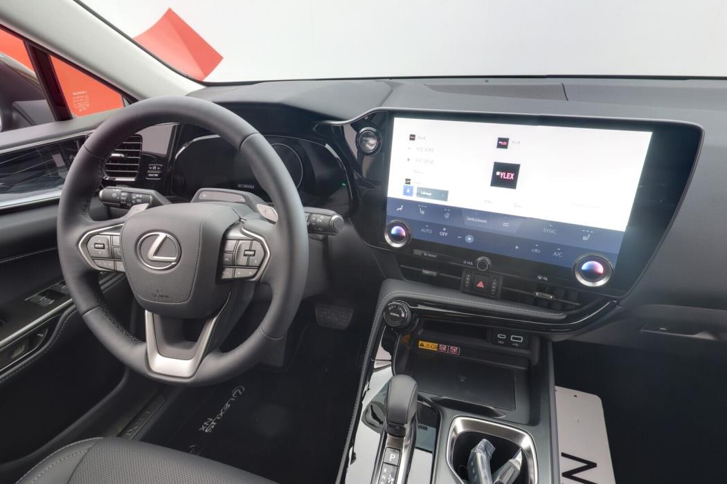 LEXUS NX 2026
