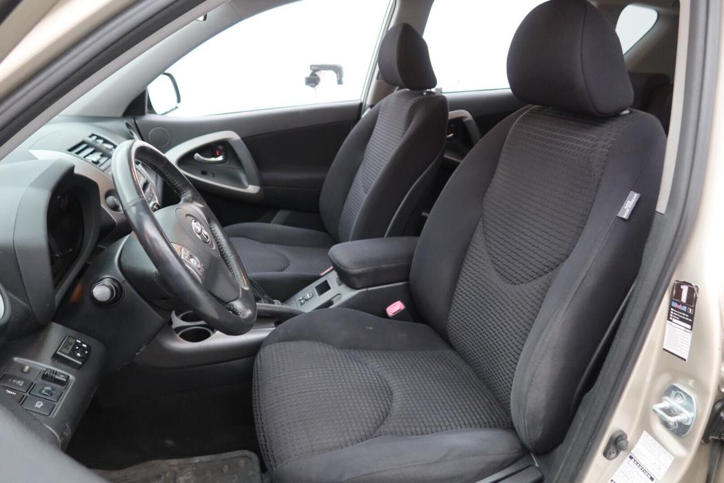 TOYOTA RAV4 2008