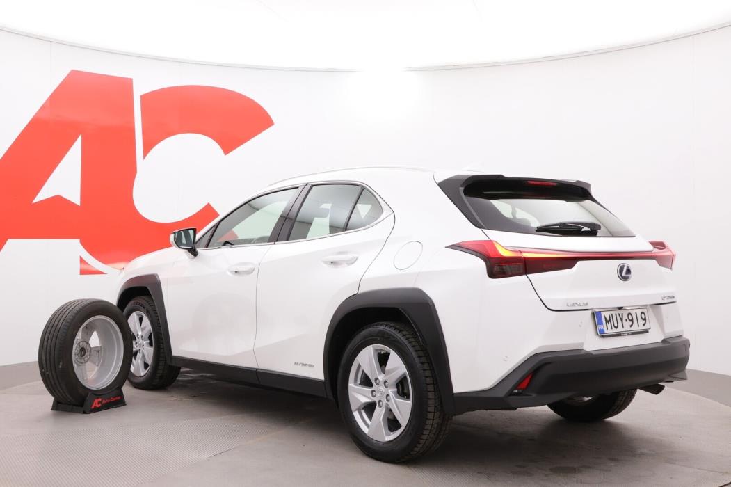 LEXUS UX 2019