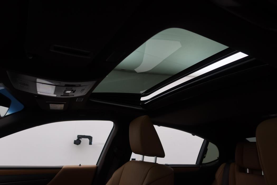 LEXUS ES 2021